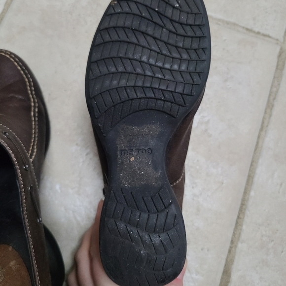 Me Too brown Leather clogs - Picture 5 of 5